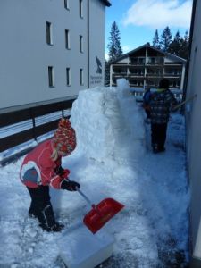 Moerlialp Winter Terasse1
